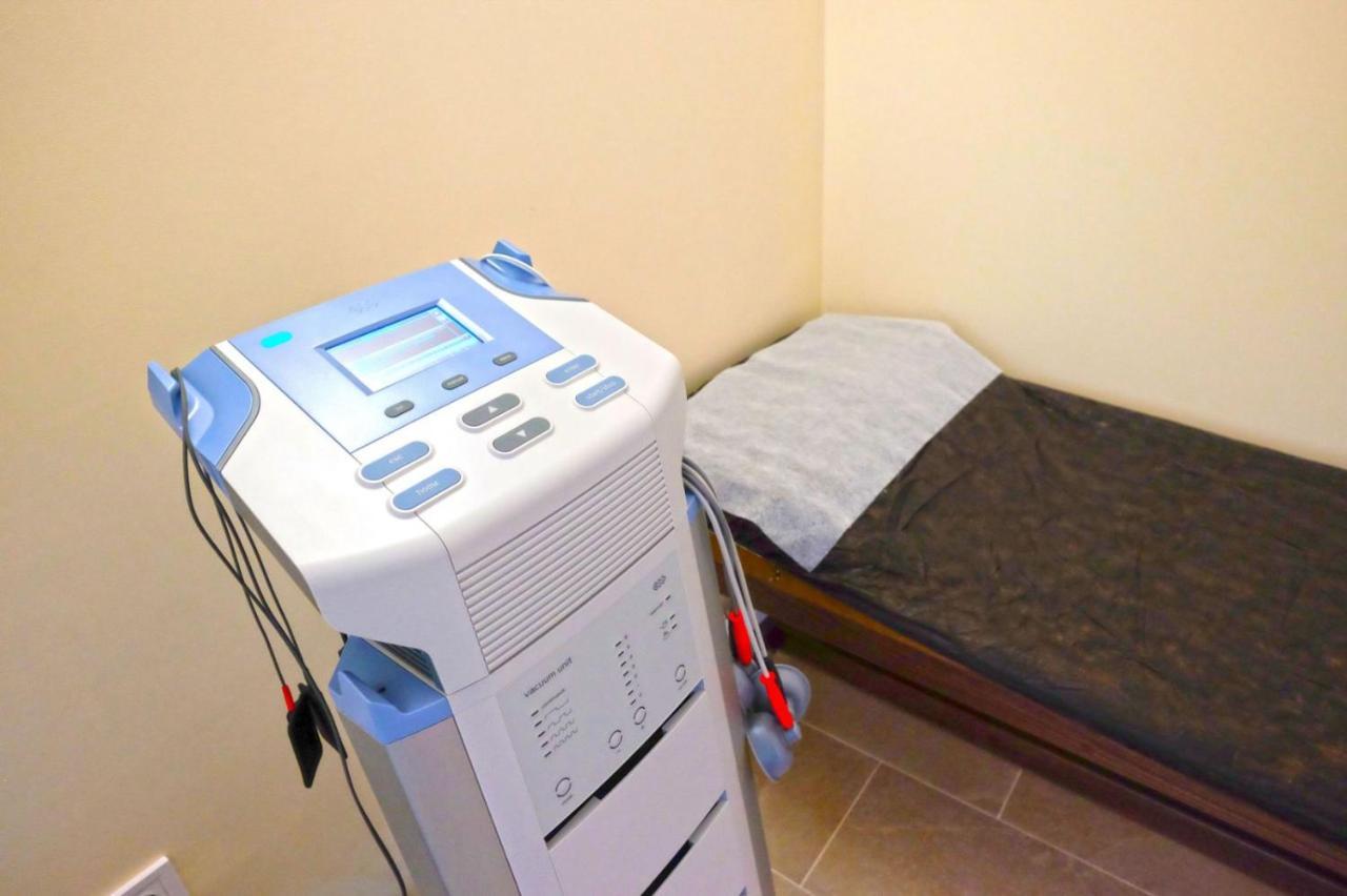 Paradise Hotel & Relax Center Pomorie Buitenkant foto