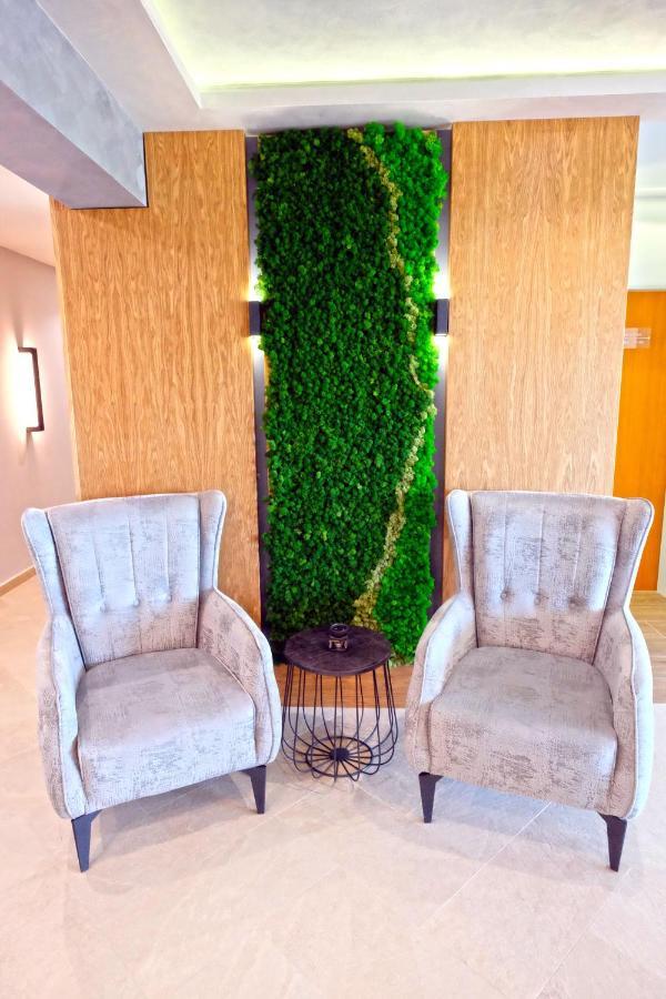 Paradise Hotel & Relax Center Pomorie Buitenkant foto