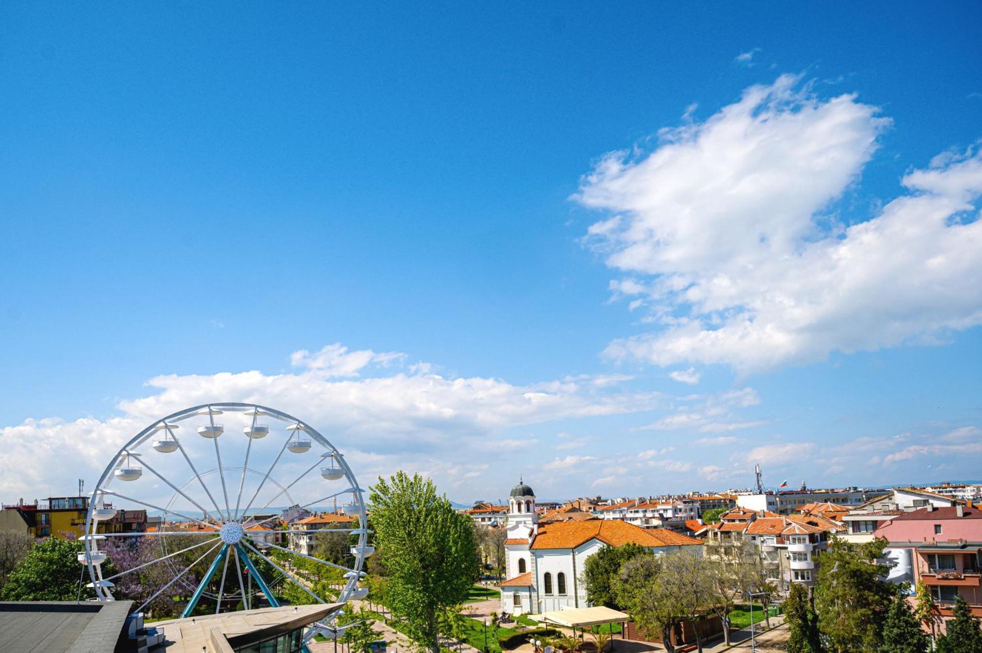 Paradise Hotel & Relax Center Pomorie Buitenkant foto