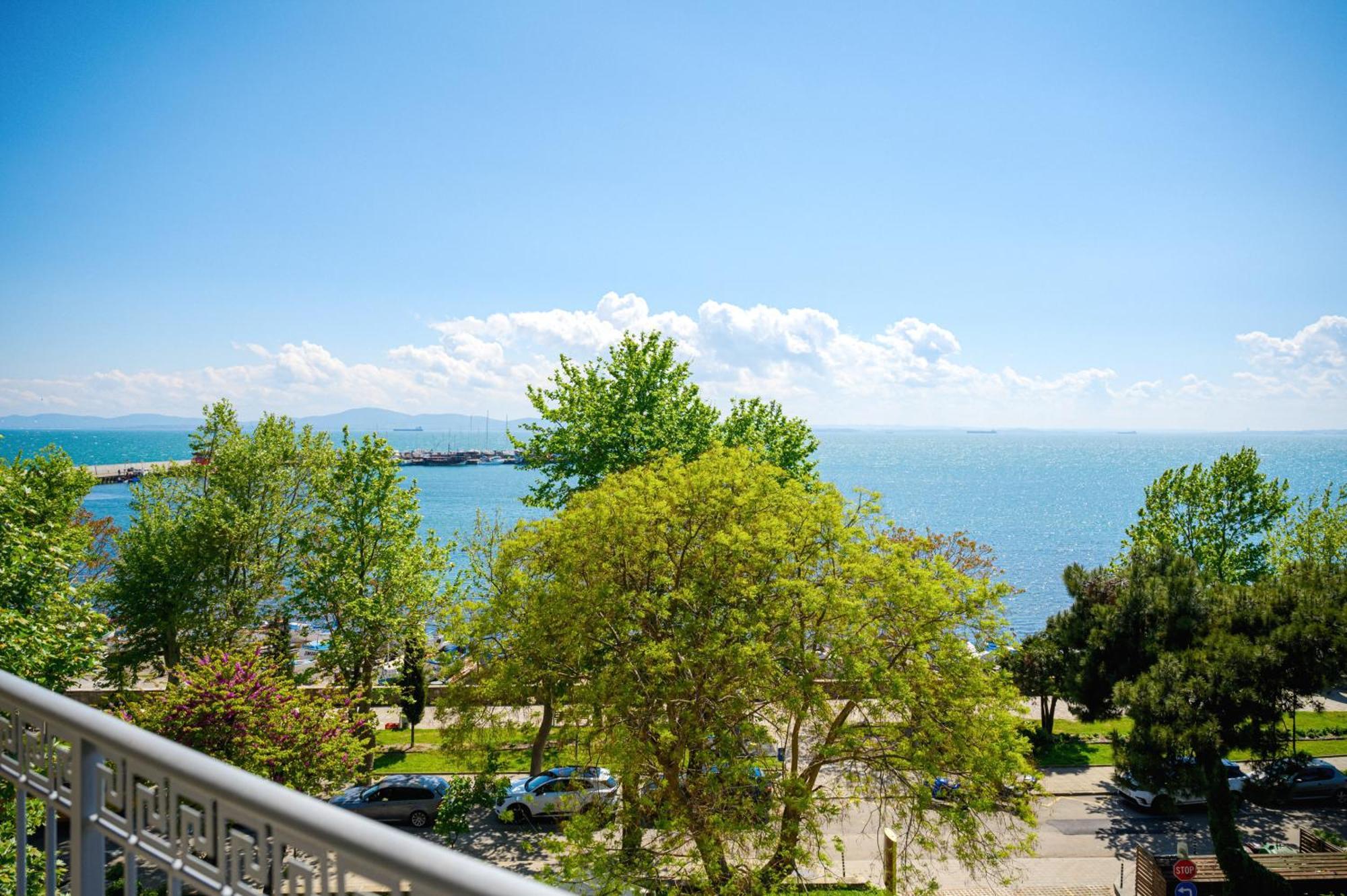 Paradise Hotel & Relax Center Pomorie Buitenkant foto